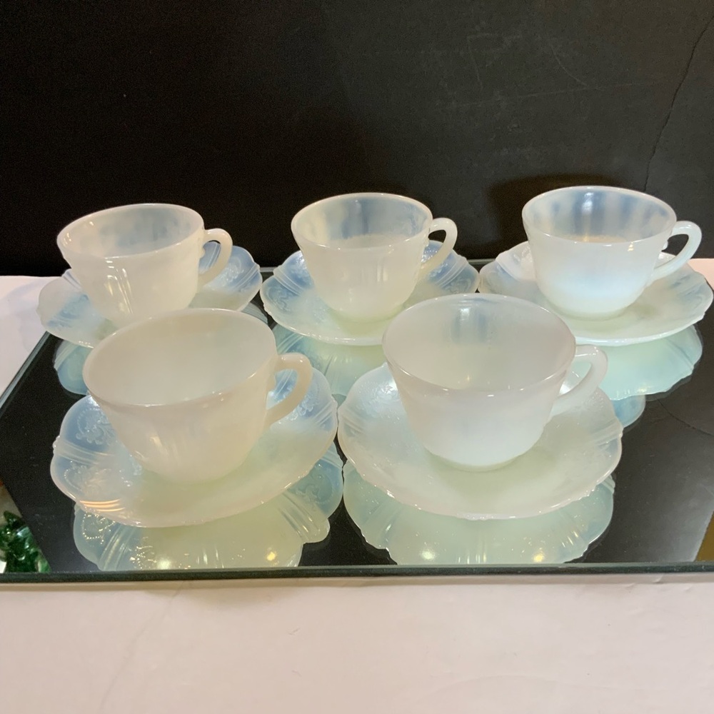 Vintage McBeth Evans Cup and Saucers American Sweetheart Monax 5 sets #66